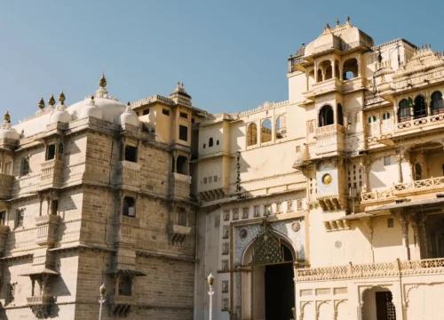 Famous Historical Places in Udaipur |  Monuments of Udaipur