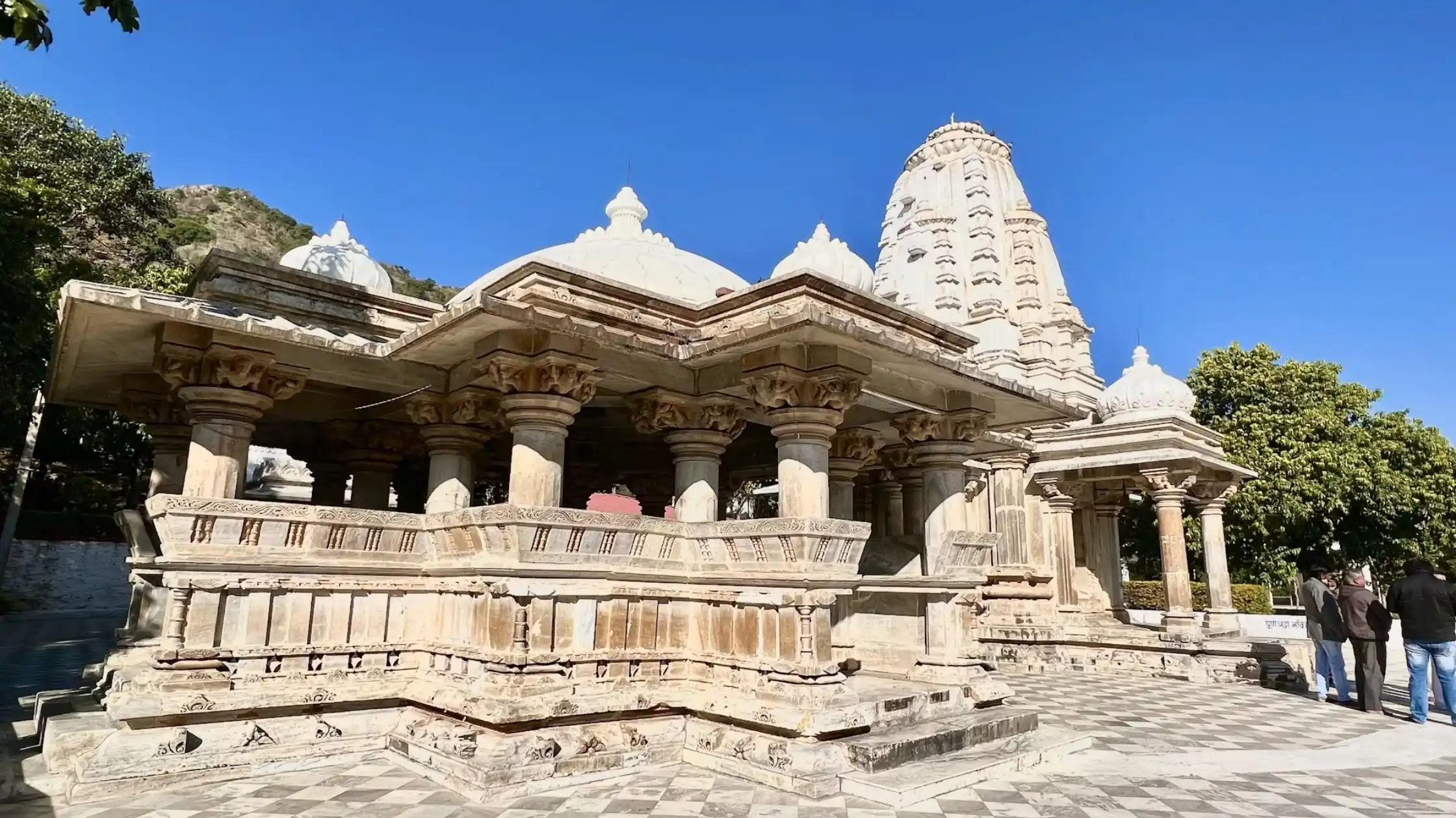 Temples in Udaipur Famous religious places in Udaipur