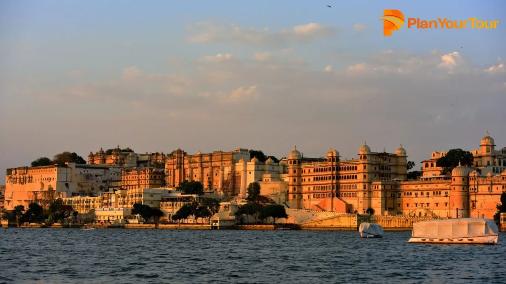 Fateh Sagar Lake, City of Lakes Udaipur