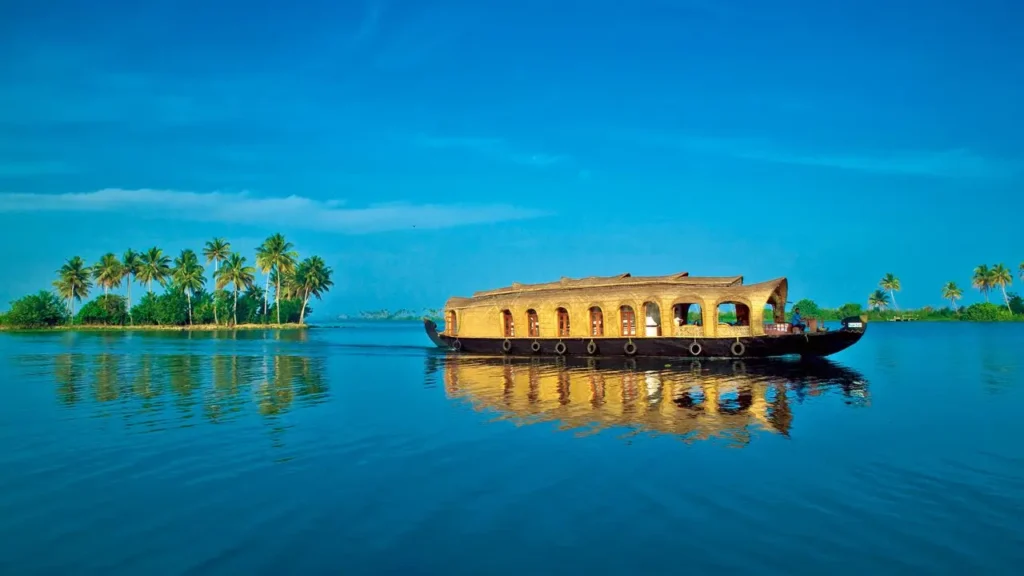 Cruising the Backwaters in a Houseboat, things to do in alleppey
